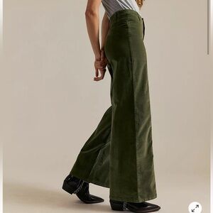 Women's NEW Universal Thread Flocked Wide-Leg Sailor Pants Olive Green High Rise